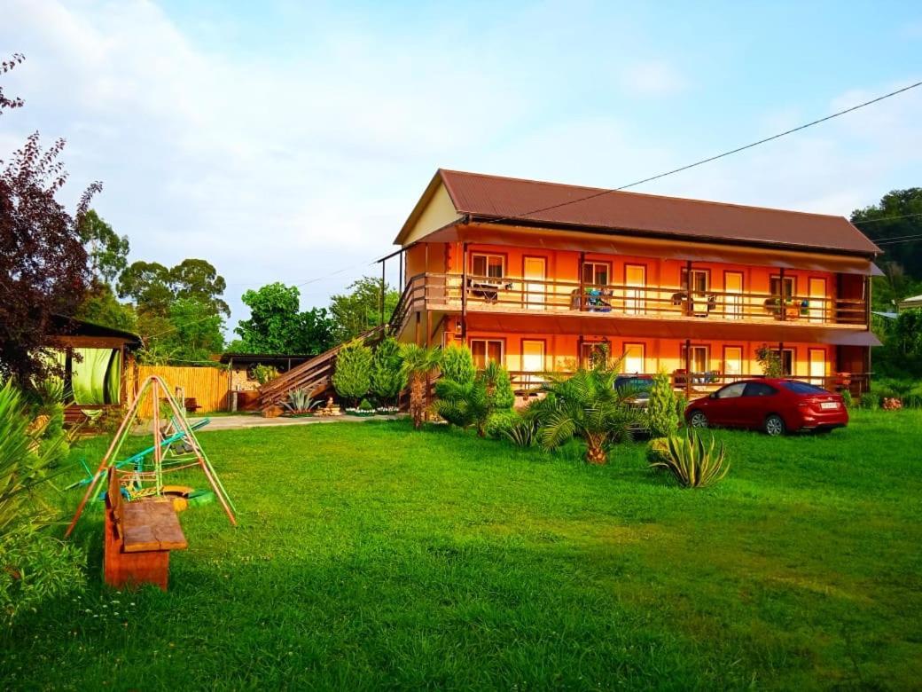 Изабелла Hotel Pizunda Luaran gambar