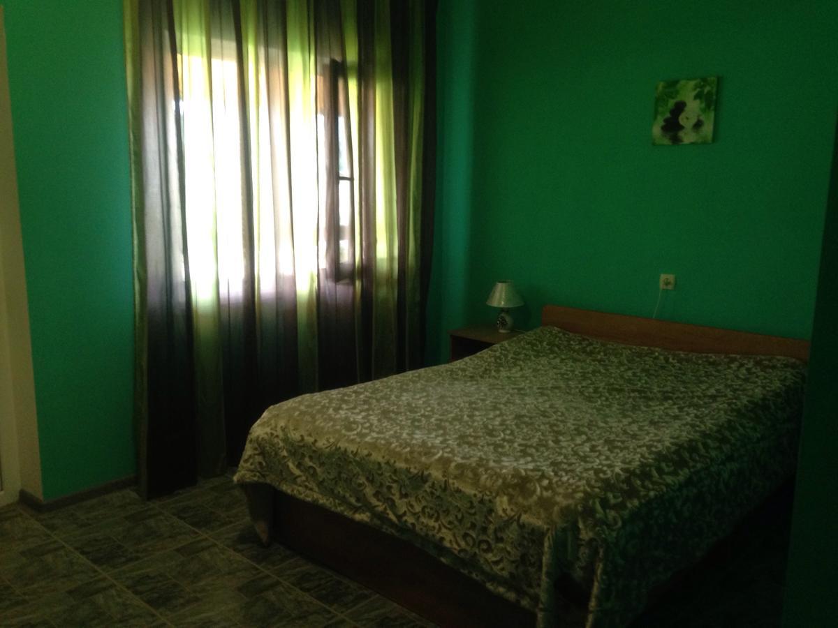 Изабелла Hotel Pizunda Luaran gambar